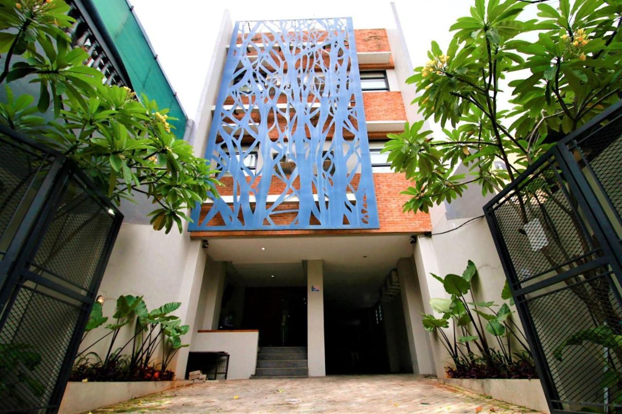 Bale Resident Hostel Jakarta Exterior photo