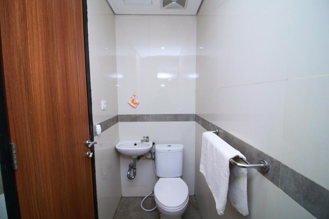 Bale Resident Hostel Jakarta Exterior photo