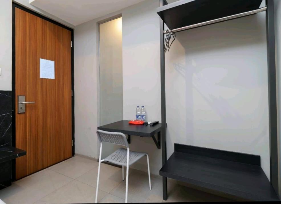 Bale Resident Hostel Jakarta Exterior photo